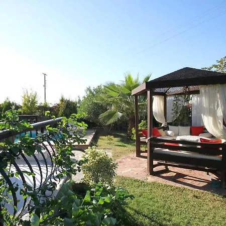 Sunshine Villas וילה